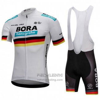 2018 Fietskleding Bora Kampioen Belgie Wit Korte Mouwen en Koersbroek